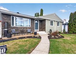 10740 44 ST NW  Edmonton, AB T6A 1W4