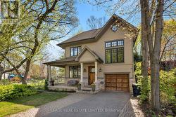39 LOYALIST ROAD  Toronto, ON M9A 3P2