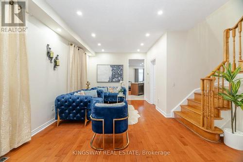 803 Khan Crescent, Mississauga, ON - Indoor