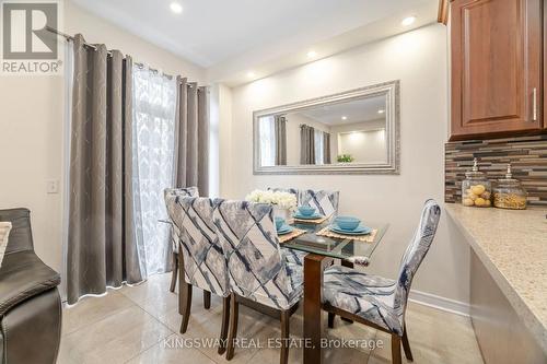 803 Khan Crescent, Mississauga, ON - Indoor