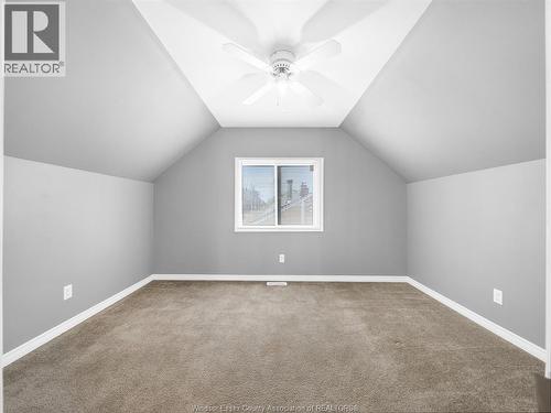 1633 Olive, Windsor, ON - Indoor Photo Showing Other Room