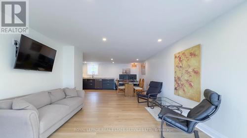 39 Goderich Street, Kincardine, ON - Indoor Photo Showing Living Room