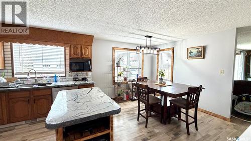 701 1St Street, Hanley, SK - Indoor Photo Showing Dining Room