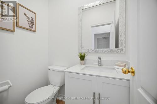 3302 Stoney Crescent, Mississauga, ON - Indoor Photo Showing Bathroom