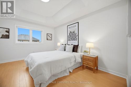 3302 Stoney Crescent, Mississauga, ON - Indoor Photo Showing Bedroom