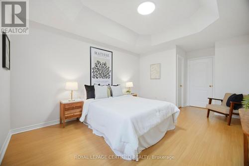 3302 Stoney Crescent, Mississauga, ON - Indoor Photo Showing Bedroom
