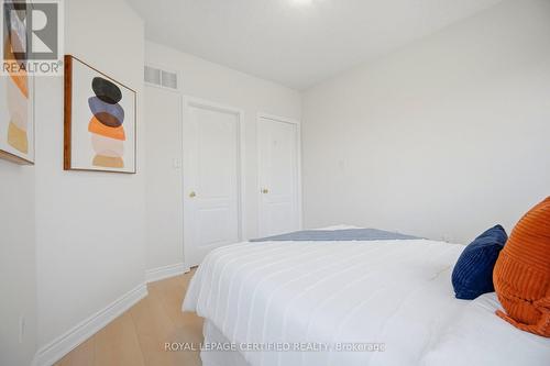 3302 Stoney Crescent, Mississauga, ON - Indoor Photo Showing Bedroom