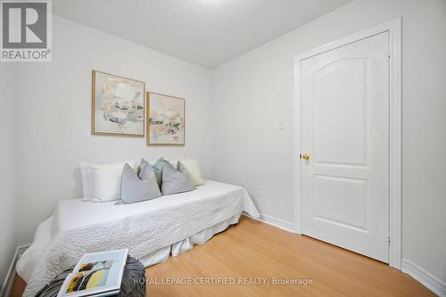 3302 Stoney Crescent, Mississauga, ON - Indoor Photo Showing Bedroom