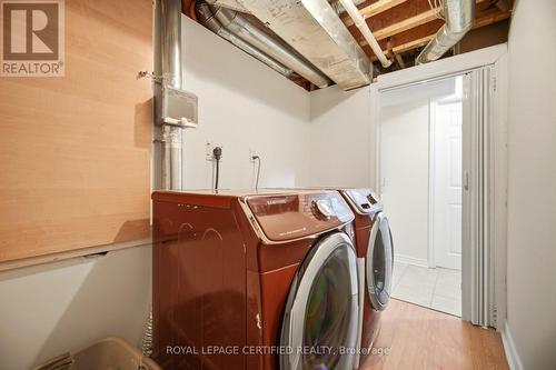 3302 Stoney Crescent, Mississauga, ON - Indoor Photo Showing Laundry Room