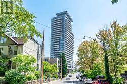 410 - 181 BEDFORD ROAD Toronto, ON M5R 0C2