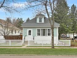 746 13th Street  Brandon, MB R7A 4R7