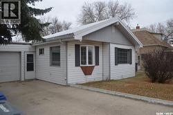 207 3rd AVENUE W  Kindersley, SK S0L 1S0