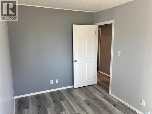 207 3Rd Avenue W, Kindersley, SK - Indoor Photo Showing Other Room