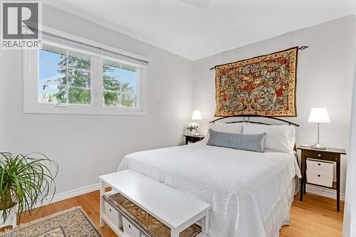 23 Edward Street, Cambridge, ON - Indoor Photo Showing Bedroom