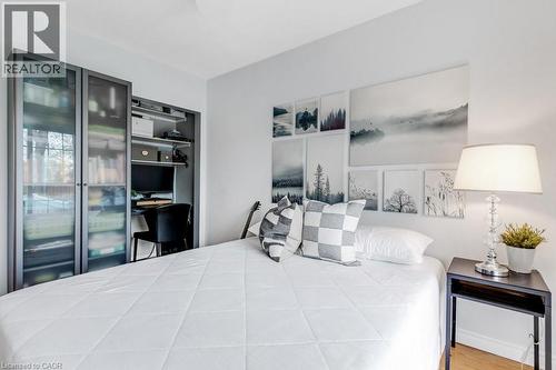 23 Edward Street, Cambridge, ON - Indoor Photo Showing Bedroom