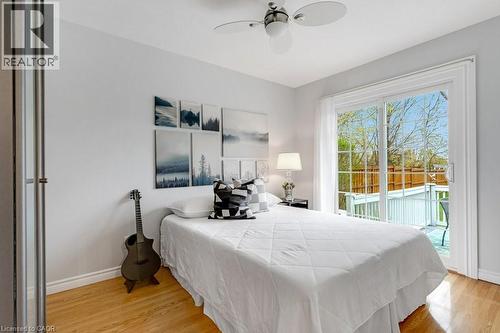 23 Edward Street, Cambridge, ON - Indoor Photo Showing Bedroom