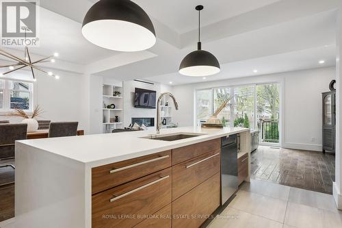 518 Hager Avenue, Burlington, ON - Indoor Photo Showing Kitchen