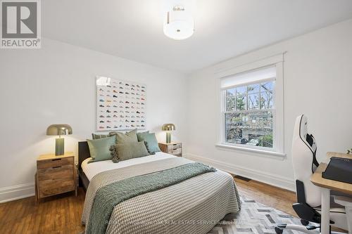 518 Hager Avenue, Burlington, ON - Indoor Photo Showing Bedroom