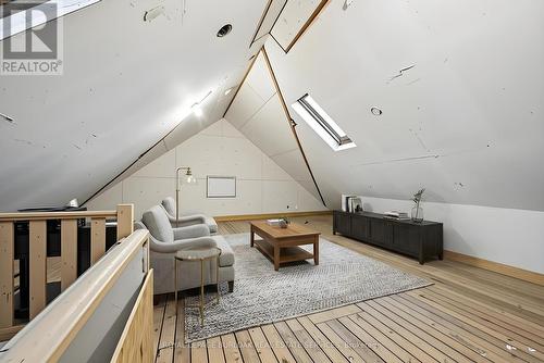 518 Hager Avenue, Burlington, ON - Indoor Photo Showing Other Room