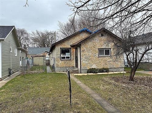 103 Bank AVE  Winnipeg, MB R2M 0N3