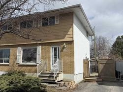 444 James St N Thunder Bay, ON P7C 4T2