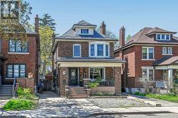 28 ASHFORD BOULEVARD  Hamilton, ON L8M 2T8