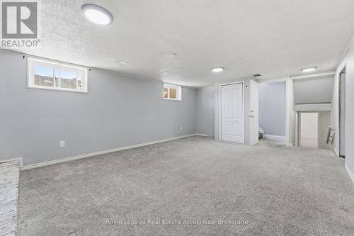 2362 Greenbank Trail, Burlington, ON - Indoor