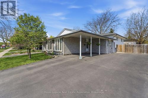 2362 Greenbank Trail, Burlington, ON - Outdoor