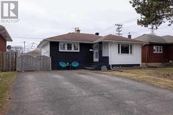 2240 Rankin St Thunder Bay, ON P7E 5Z9