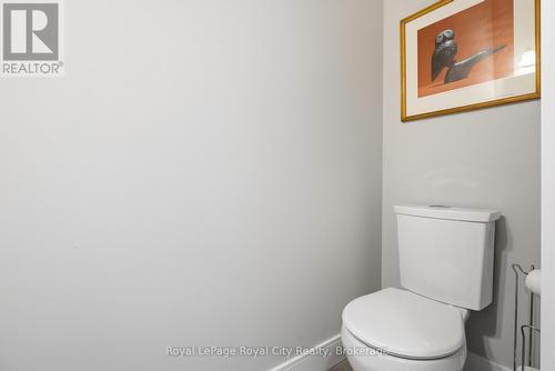 88 - 60 Arkell Road, Guelph (Kortright East), ON - Indoor Photo Showing Bathroom