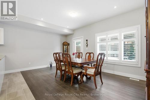 88 - 60 Arkell Road, Guelph (Kortright East), ON - Indoor Photo Showing Dining Room