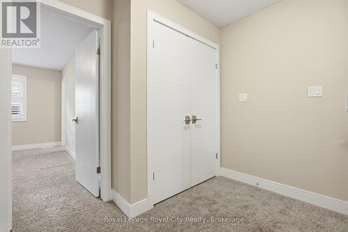 88 - 60 Arkell Road, Guelph (Kortright East), ON - Indoor Photo Showing Other Room