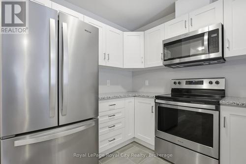 88 - 60 Arkell Road, Guelph (Kortright East), ON - Indoor Photo Showing Kitchen
