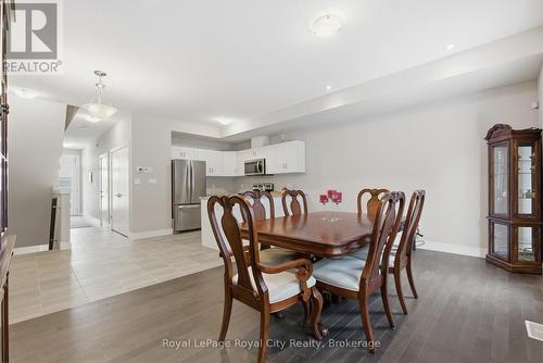 88 - 60 Arkell Road, Guelph (Kortright East), ON - Indoor Photo Showing Dining Room