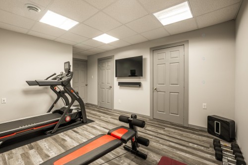 Chambre à coucher - 117 Rue Lacoste, Shefford, QC - Indoor Photo Showing Gym Room