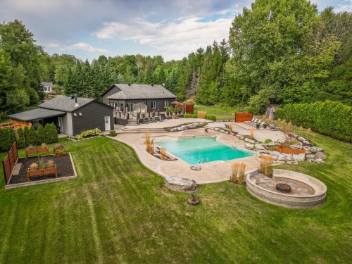 Cour - 117 Rue Lacoste, Shefford, QC - Outdoor With In Ground Pool