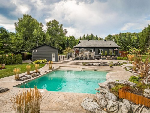 Cour - 117 Rue Lacoste, Shefford, QC - Outdoor With In Ground Pool With Deck Patio Veranda With Backyard