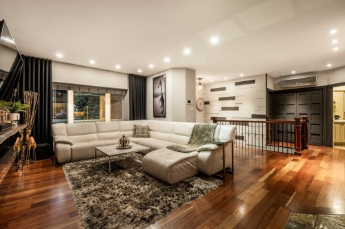 Salon - 117 Rue Lacoste, Shefford, QC - Indoor Photo Showing Living Room