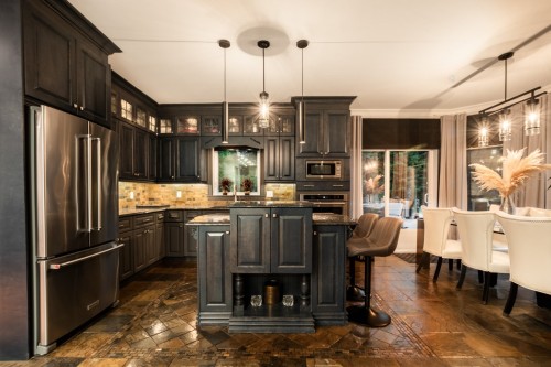 Cuisine - 117 Rue Lacoste, Shefford, QC - Indoor Photo Showing Kitchen With Upgraded Kitchen