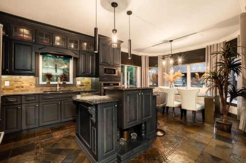 Cuisine - 117 Rue Lacoste, Shefford, QC - Indoor Photo Showing Kitchen With Upgraded Kitchen