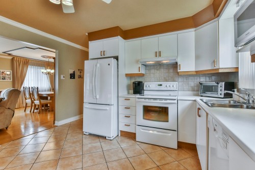 Cuisine - 8 81E Avenue E., Blainville, QC - Indoor Photo Showing Kitchen With Double Sink