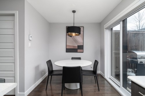 Coin-repas - 273 Rue Du Grenadier, Saint-Constant, QC - Indoor Photo Showing Dining Room