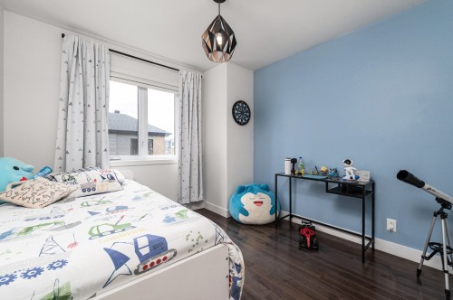 Chambre à coucher - 273 Rue Du Grenadier, Saint-Constant, QC - Indoor Photo Showing Bedroom