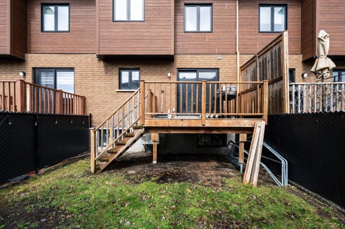 Face arrière - 273 Rue Du Grenadier, Saint-Constant, QC - Outdoor With Deck Patio Veranda With Exterior