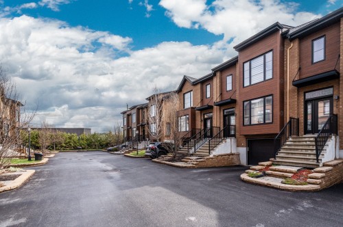 Extérieur - 273 Rue Du Grenadier, Saint-Constant, QC - Outdoor With Facade