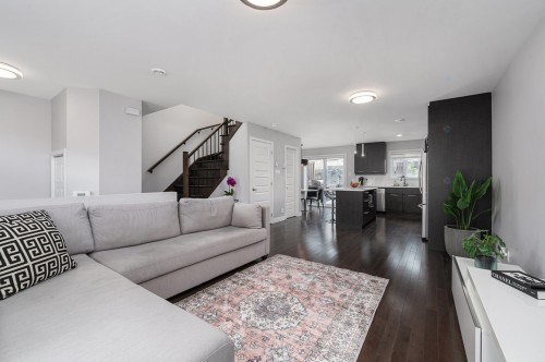 Salon - 273 Rue Du Grenadier, Saint-Constant, QC - Indoor Photo Showing Living Room