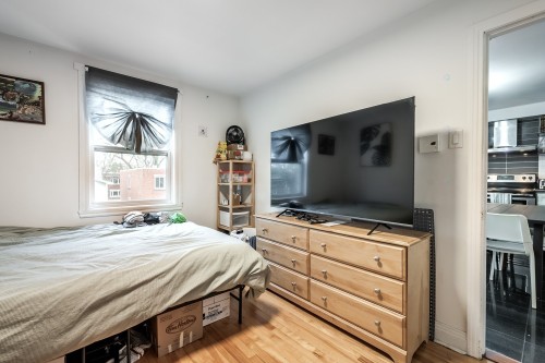 Chambre à coucher - 7032 Rue Lacroix, Montréal (Le Sud-Ouest), QC - Indoor Photo Showing Bedroom