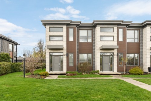 2172 Ch. François-Hertel  Magog, QC J1X 0M1