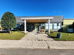 16 Rue St-Paul E.  Sainte-Agathe-Des-Monts, QC J8C 2K3