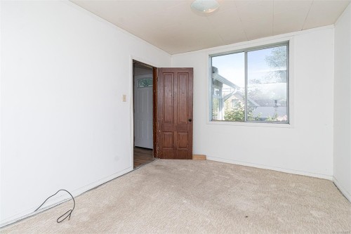 9892 Maple St, Chemainus, BC 
